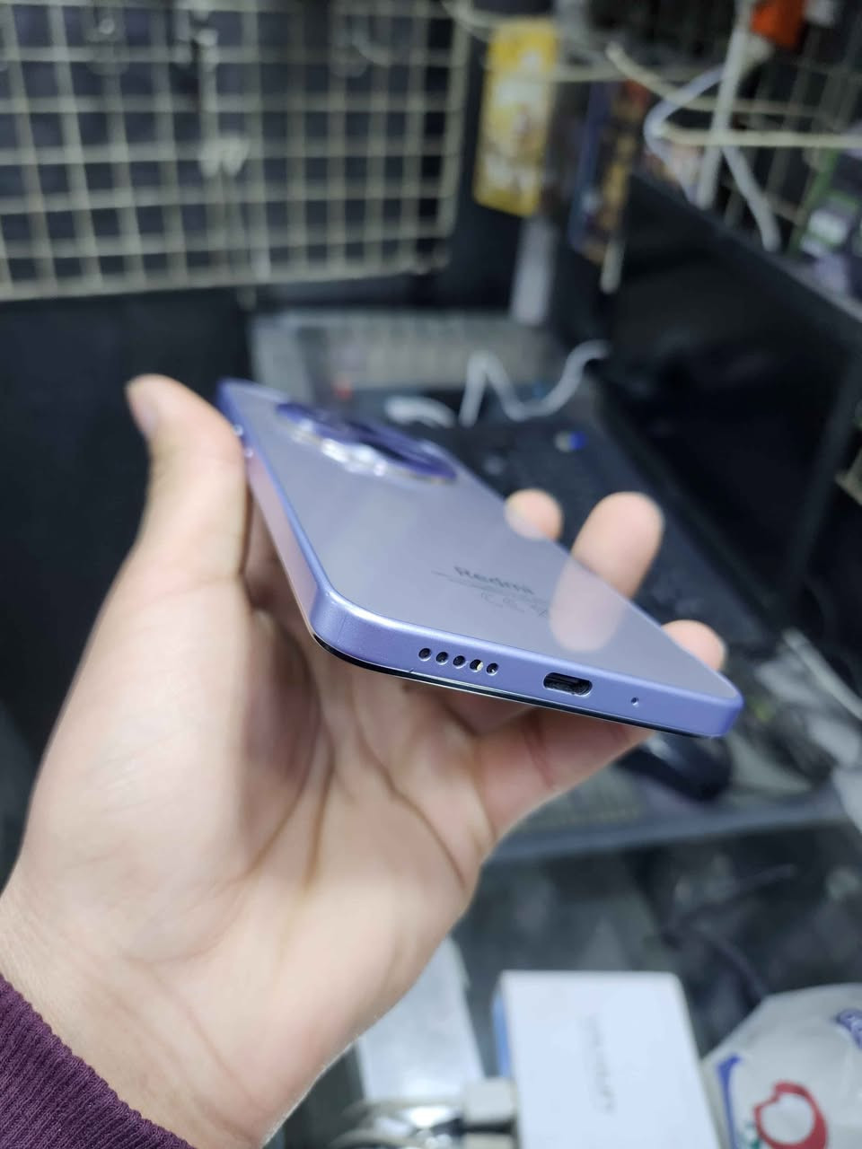 موبايل ريدمي 14c 📱
ذاكرة 256 نظافة 100% ✨️
مكفول من العطل والفتح اخو الجديد ✅️
السعر 120 الف فقط 💸
العنوان بغداد الحرية متوفر توصيل 🚚 
واتساب : *********** ☎️
رابط تواصل : https://wa.me/9647733601242 بغداد, العراق
