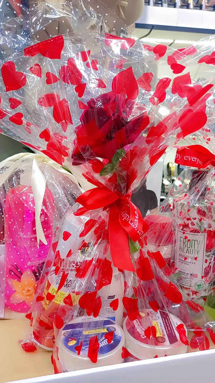 ✨ بكجات اليوم… وبكجات كل يوم ✨
إذا تبحث عن هدية حلوة ومرتبة وجاهزة
احنا جهزنالكم أجمل تشكيلة 💝
🎀 بكجات عناية بالبشرة
🎀 بكجات عناية بالشعر
🎀 بكجات حب ورومانسية
🎀 أفكار هدايا ناعمة ومرتبة بكل ذوق
كل بكج مغلف بشكل أنيق وجاهز للإهداء بدون أي تعب ✨
يعني بس تختار… والباقي علينا 🎁
لعيد الام ولكل المناسبات هدايا بأسعار تناسب الجميع 

١٠ الف ، ١٥ الف ، ٢٠ الف ، ٢٥ الف وبكجات خاصة حسب الطلب
📍 Magic House
بغداد – الأعظمية – شارع الضباط – مقابل كراج الصباح – داخل عمارة فايف ستار
📞 *********** (واتساب متوفر)
🚚 توصيل لكافة محافظات العراق
#ماجك_هاوس #هدايا #بكجات_عناية #هدايا_بنات #هدايا_رومانسية #بكجات_حب #عناية_بالبشرة
#عناية_بالشعر #هدايا_بغداد #العراق
