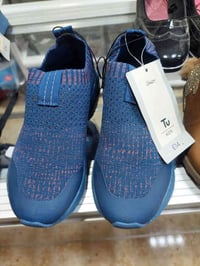 ملابس • ٣٠ قطعة