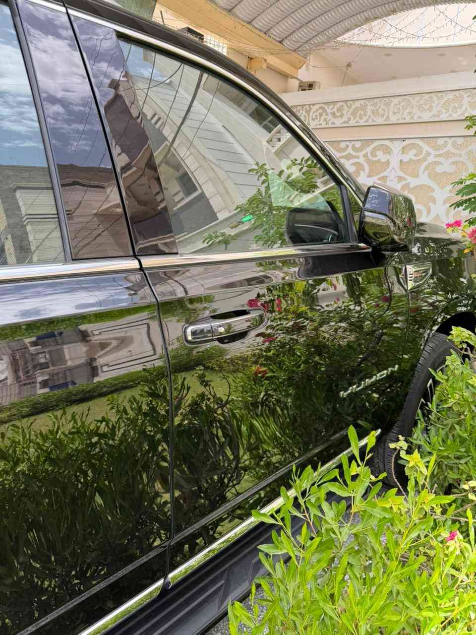 السلام عليكم
جمسي الفيشن 2025
مغلفه بي بي إف 
ماشيه ٢٨ 
موصفات معروفه ميحتاج أذكر 
مكفولة كفاله عامه من الصبغ والتبديل والبارد بس بيه رصعه كلش صغيره بل بنيد 
السعر 61 وبيه مجال للشراي 
مكان السياره بغداد البلديات 
الاستفسار ***********
