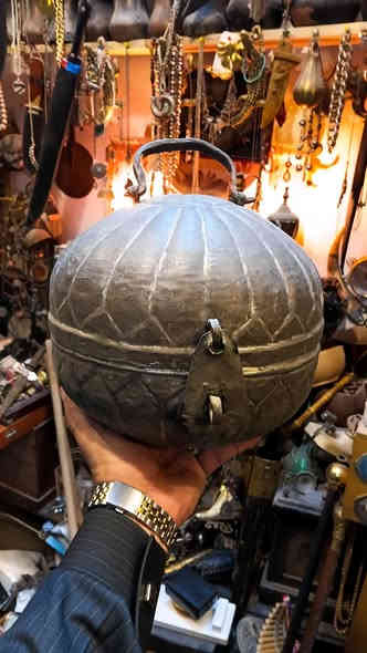 محلنا في الحلة سوق الصفارين مرحبا بكم
***********
