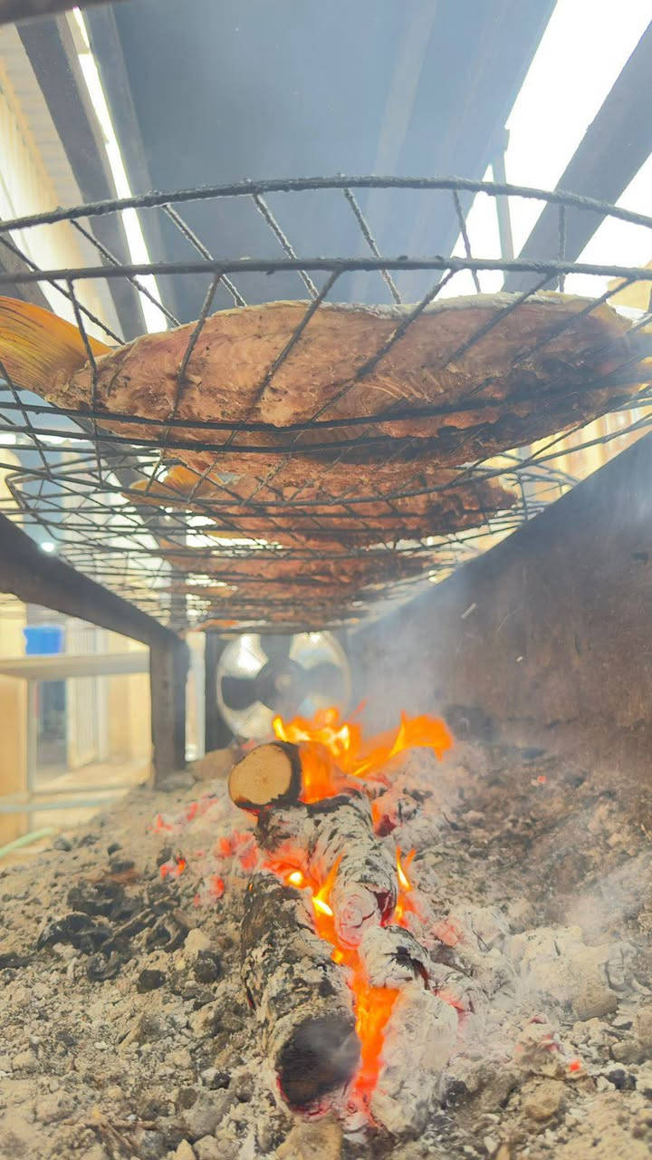 بمناسبة حلول شهر رمضان المبارك 🤲🫶❤️
نعلن لكم عن تخفيض أسعار السمك الحي والمقطع والمشوي

صار سعر السمك منا ورايح ب5,500 بس 
والأسماك مالتنا كلها بحيرات، ومو هيج بس، من افضل البحيرات المعروفة 😋❤️
والتوصيل عدنا ميحتاج نگللكم بي 
24 ساعة ولكل مناطق الصويرة 
بس اتصلو على ارقامنا 
***********
***********
او راسلو الصفحة او اتصلو على الواتساب ماكو فرق ❤️

او زورونا بموقعنا: الصويرة - شارع الحلة - قرب الغطاس - مجاور عيادة د خضراء - مقابل عمارة الحاج جدوع 
حياكم الله ❤️
