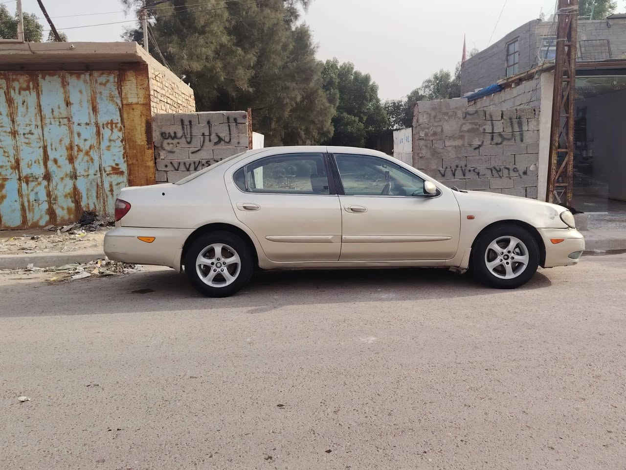 نيسان مكزمه موديل 2000مصبوغة جماليه مدون ضربه السعر 38مكاني بغداد المعامل الرقم ***********
