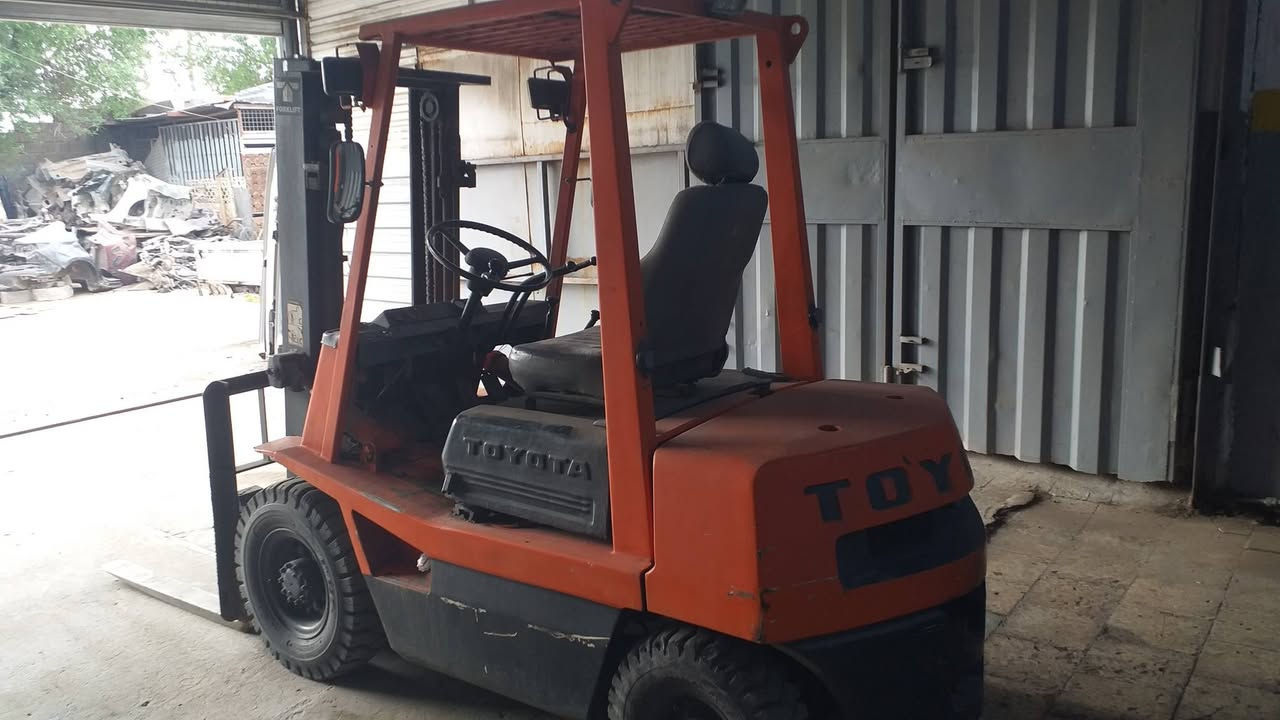 للبيع السعر٥مليون وبيها مجال***********
