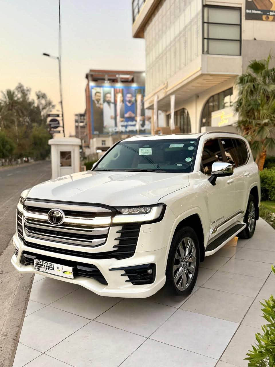 السلام عليكم
لاندكروز vx limited s 2025 
ضمان شركة ساز مكفولة كفالة عامة ومغلفة ppf بلكامل 
ماشية ٣٩ الف كيلو  سياره كلش جديدة 
السعر ٨٣.٥$
***********
مكاني بغداد الدورة

