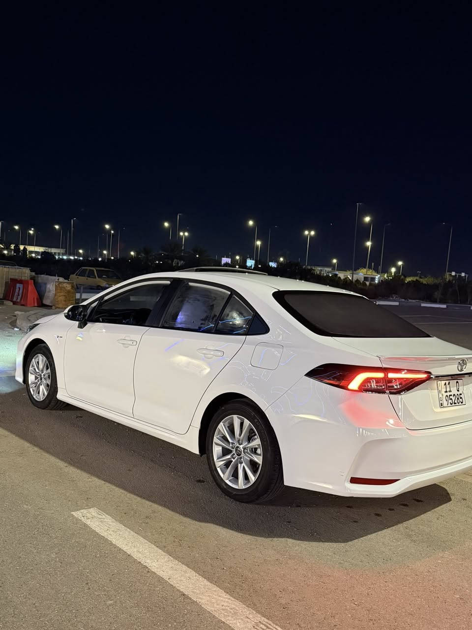 السلام عليكم
كورلا هايبرد 24 مكفوله
ماشيه 31 السياره على وضع الشركه
فول جلد اسود وكشن كهرباء 
مكاني بغداد 
السعر  145 وبيها مجال قليل
***********
