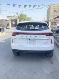 Haval H6 2022 رقم بغداد تحوويل مباشر لون ابيض ب مواصفات ١/١ بانوراما ٤...