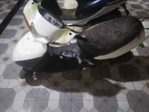 سلام عليكم اخوان دراجه ساسوكي البيع مفتوحه شغاله عوزه بس كفر كدام دراجه نظيفه سعره 200 بيه مجال الشراي موجود خاص و واتساب *********** مكاني  ميسان قضاء المجر الكبير
