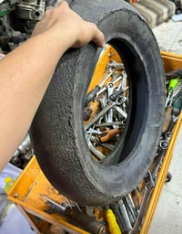 تاير مطارح للبيع شراي يتصل  07840028830