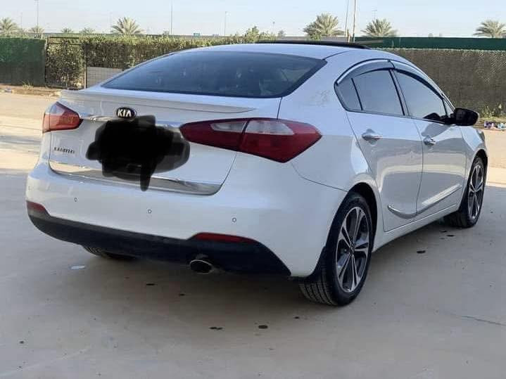 كيا سيراتو 2014خليجي 
فول واحد ع واحد عده بصمه
مكينة 1600
سعر 127بيها مجال قليل
بيها قطعه باب وره صدر 
بارد اماشر بجامرلغ

كربلاء طويريج ***********
