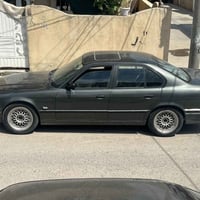 بي ام ٥٢٥ • ١٩٩٢ • رقم سليمانية