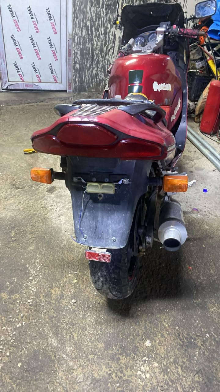 السلام عليكم قرش 400للبيع يرهم مراوس ب ايفون
وضع شركه كلو 
مي اراديته مال الشركة
السعر 800ويرهم مراوس ب ايفون 
ملاحضه سلف الموطور ثكيل 
شقال بكل وقت 
حماوه تنسيها 
دراجه نضيفه وحلوه مال جناي
مكاني الجواعنه
رجان رجان الموشراي لايدوخني
***********
