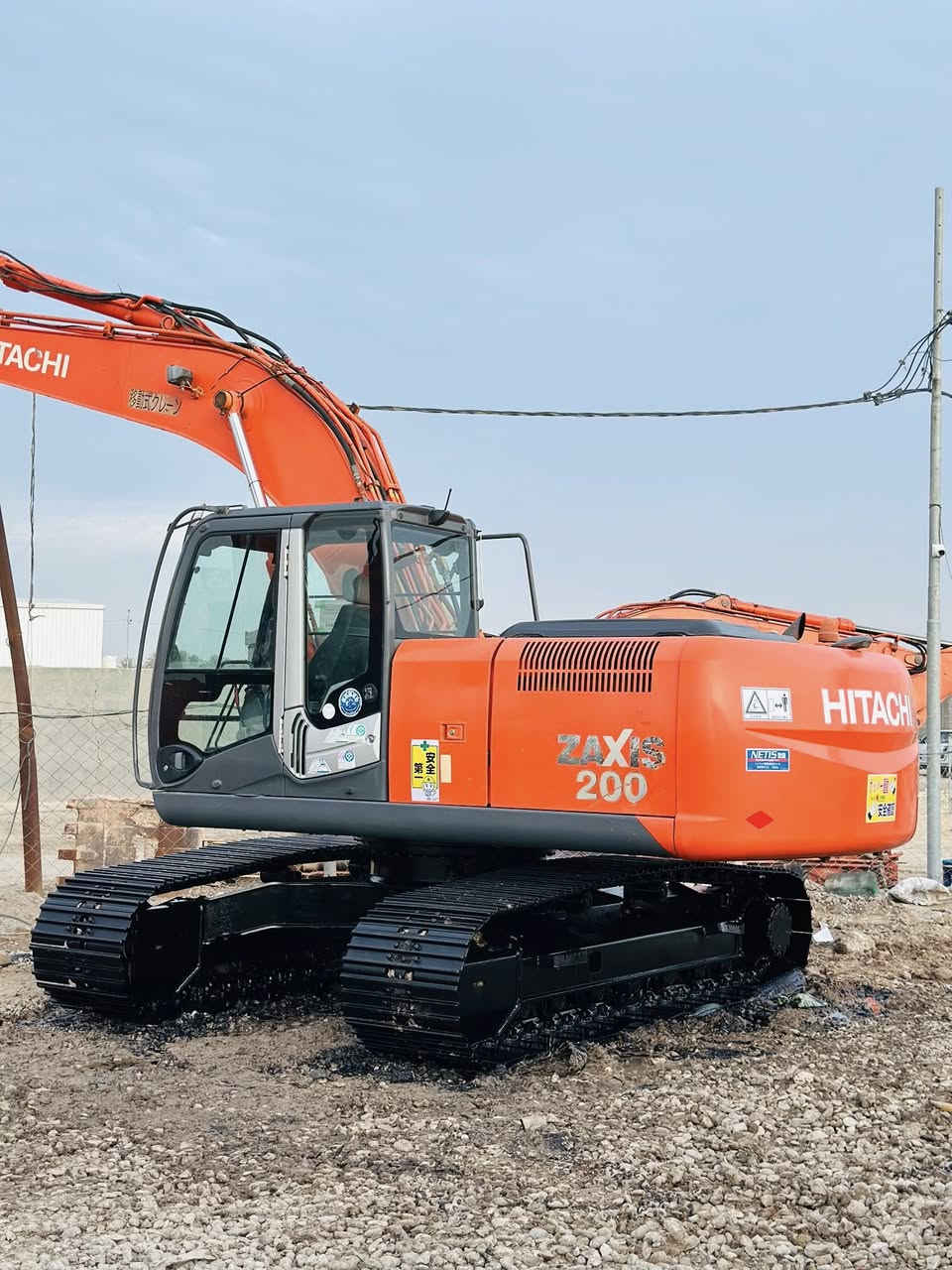 على بركة الله زت اثريه 2011 انجكتر اربعه سلندر صرفه 70 مشتغله 4800ساعه امسسه نقار كفاله عامه شرط صبغ ثكاله وحجل فقط العنوان بابل الشوملي معرض سيد ابراهيم 
***********
