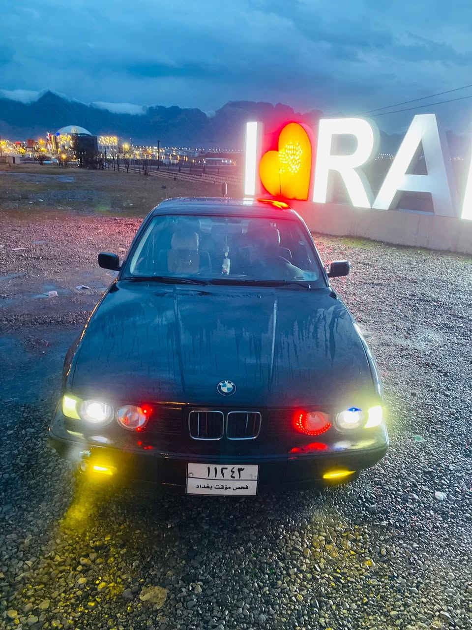 سەرەتا بەناوی خوای گەورەو میهرەبان🤍
bmw e34 525i abs 1991
ڕەنگی ڕەش
مۆدیل ١٩٩١) پەشت و پێشی لەسەر بیلادیە 
٥٢٥ گیر ئۆتۆمەتیک  مەکینە کەپس 
 ویلی و تایەی لۆکی زۆۆر جوانی لەسەرە
عام بۆیاخ لەسەر سەخەی یەک دەنکە ماحجونی نیە  
٤ جام کارەبا و قوفل مەرکەزی 
تەبەریت لەسەر سویج 
سلایت بەشەرت هەموو کاربای بەشەرت 
ئاوێنەکانی کارەبایین 
گێر و مەکینە و   و بڕوە و موس و هەموو گیانی بەشەرت مالێ دۆستە و سەیارەی مەعرەز نیە 
سعری ٣٠ گەڵا و مەعامەلەیەکی برایانە 
ناونیشن ڕانیە 
مشتری نامە بینرا مەشتری نیت سەرم مەهیشەنە 
لەگەر رێزام بۆ ئادمین❤️ رانية, السليمانية


**إذا كنت صاحب هذا الإعلان وتريد حذفه لأي سبب، رجاءا أرسل رسالة إلى الدعم الفني**