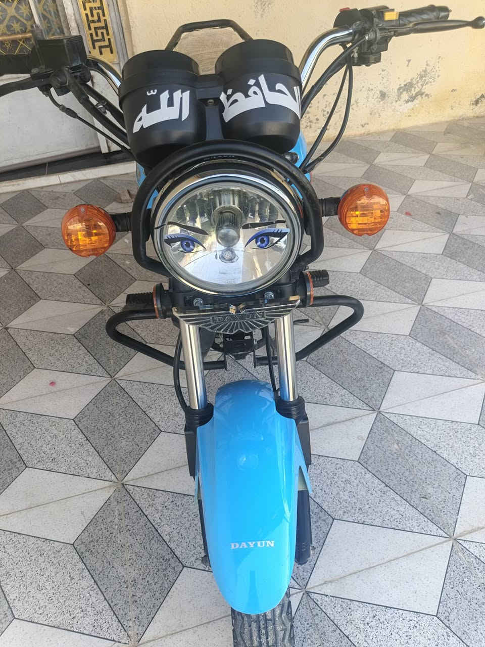 السلام عليكم دراجه دايون للبيع مديل 2023مكفوله كفاله عامه اي نقص مابيه اوراق اصولي ورقه وكيل مداور بسمك مكان بابل الشوملي شراي يخابرني بيه خير ويدلل ***********
