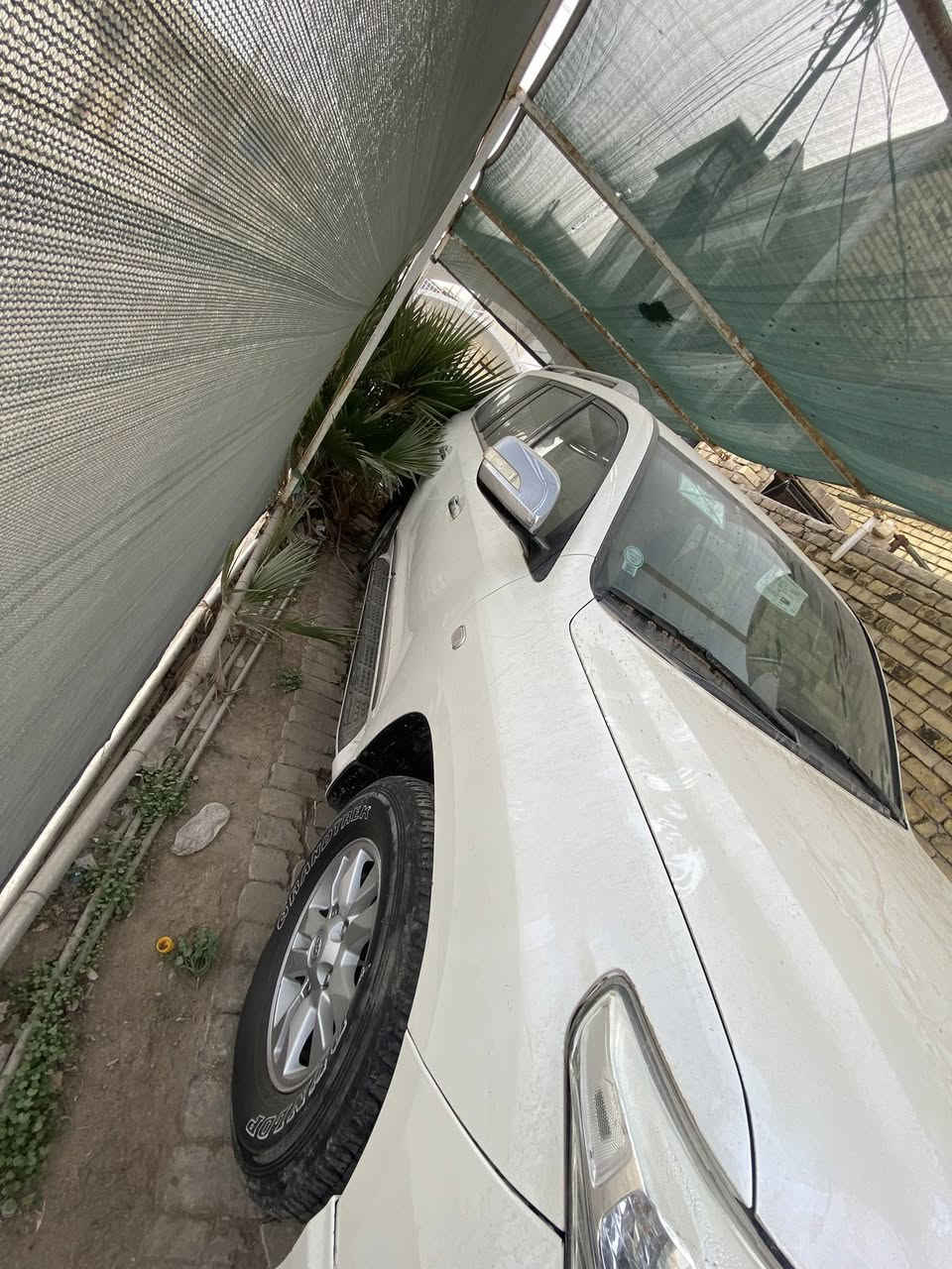 لاند كروز مكفولة كفالة عامة سيارة جديدة ممشاهة ١٣٨الف مكان ميسان رقم***********
