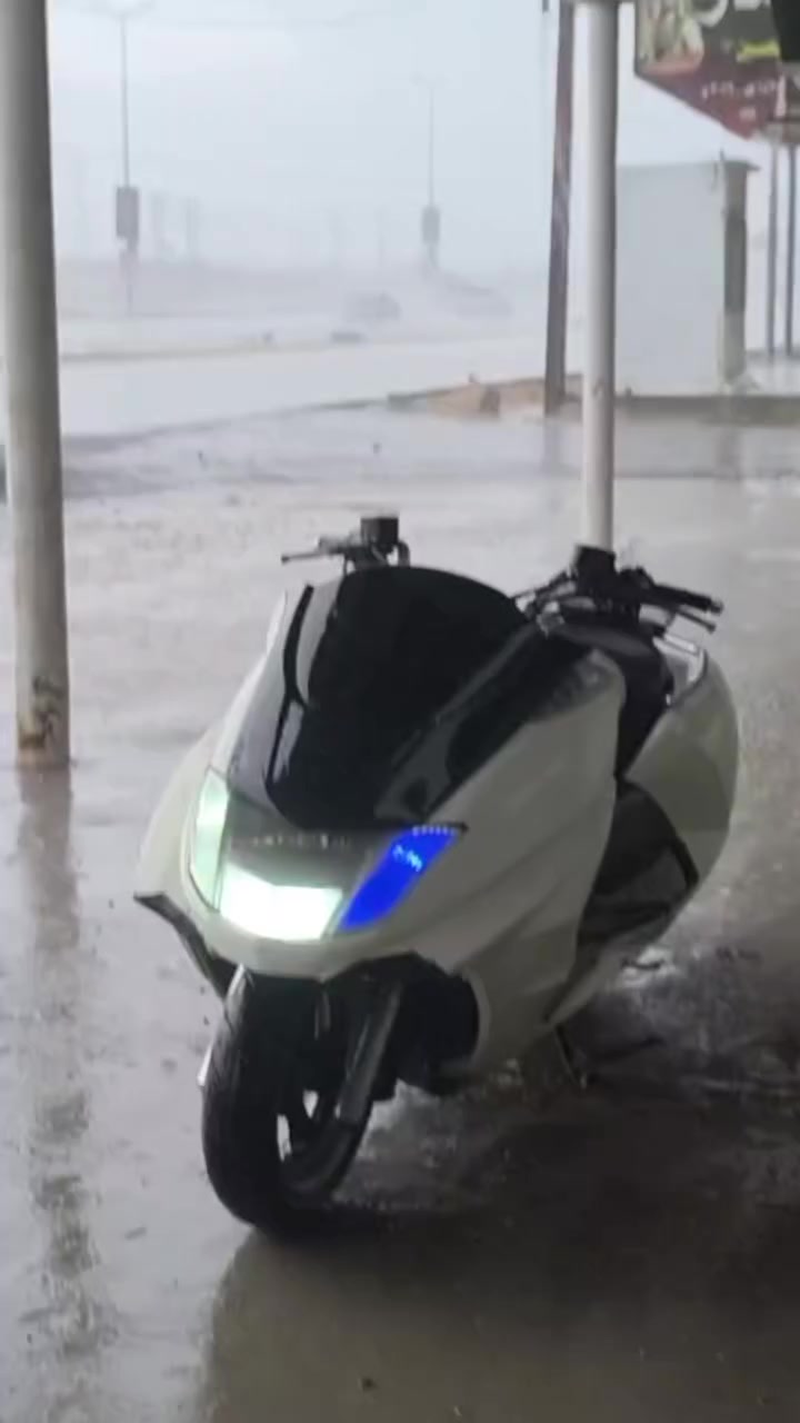 سلام عليكم لبيع مكسام مكينه مكفوله ولباقي كبال العين بجم تزويد ويله نيكل دبلات نيكل تايرات كهربايات كله شغاله سعر 850 وبيه مجال


**إذا كنت صاحب هذا الإعلان وتريد حذفه لأي سبب، رجاءا أرسل رسالة إلى الدعم الفني**