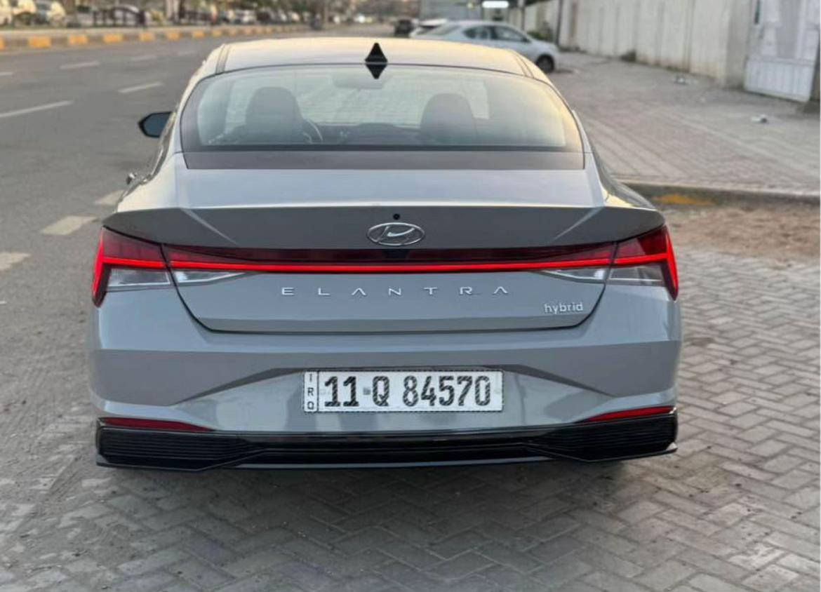 هونداي الانترى هايبرد وارد أمريكي موديل 22 السيارة فول فتحة فول بصمة هند بريك بصمة كشنات جلد تحكمات إستيرين تبريد ثلج محرك 1600 تيربو تشغيل عن بعد بيها مواصفات اهواي ماذكرتهن لون إسمنتي المرغوب صورها كدامك وصور الحادث موجودات عند المراسلة المكان بعداد عبيدي***********سعر 155وبيها مجال للطبين
