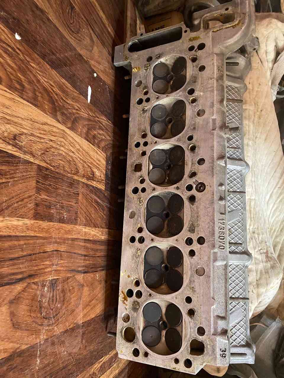 محرك 25 فانوس  طابوكه معمر رايمرن ستندر 
وكور 25 فانوس يعوزه غسل 
سعره 650 الف كامل
للتواصل ***********
اتصال / وتساب
