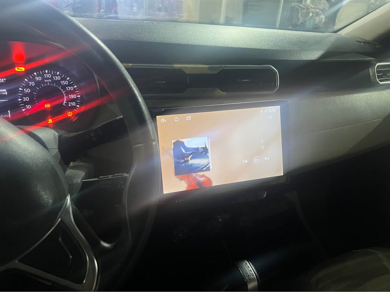 السلام عليكم رينو داستر للبيع مديل ١٩ بصره سنويه  بسم صديقي شرط تحويل ،مكينه كير  مكفول. خليجي استلام شركه  
بيها حادث صندوق  وتبديل بنيد 
تخم تاير حداده    
جاهزه السياره
السعر ٦٥

المكان البصره الزبير
*********** البصرة, العراق
