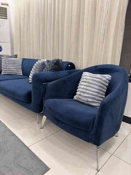 تخم قنفات تركي لون نيلي 
جديد صار سنه مشتري من هوم سنتر فرع المنصور
مابي ولا غلطة 
سعر مليون وربع وبي مجال  
رجاءآ بس الشراي يتصل على هذا الرقم 
***********
