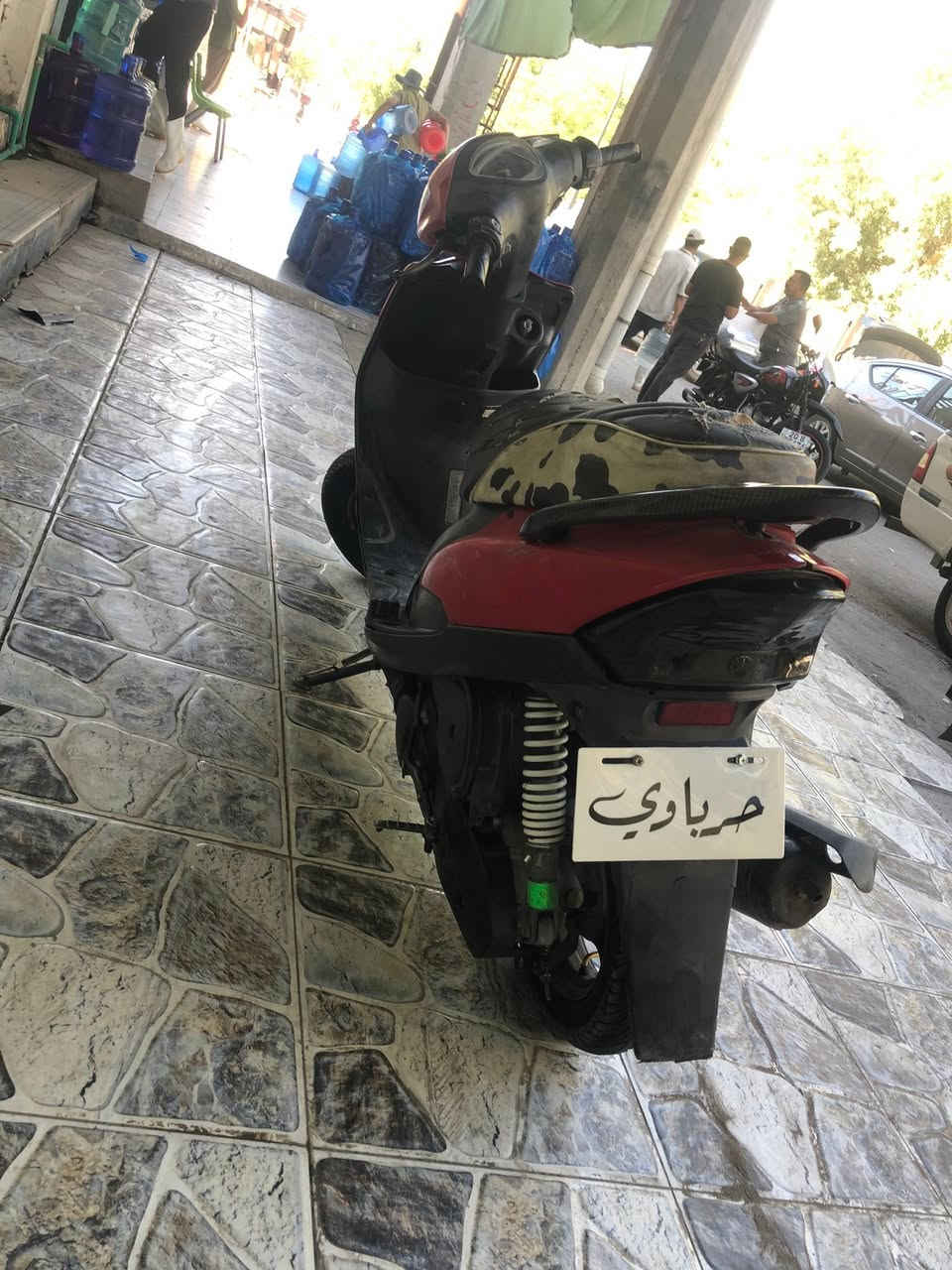 سلام عليكم   دراجه للبيع دراجه بلاديه كفرات بلاد كشن اربع ولفات بلاد كهربايات شغاله دراجه نكره  خير من الله شلعه ومعدل لسعر 625 وبيهة مجال  لرقم ***********
