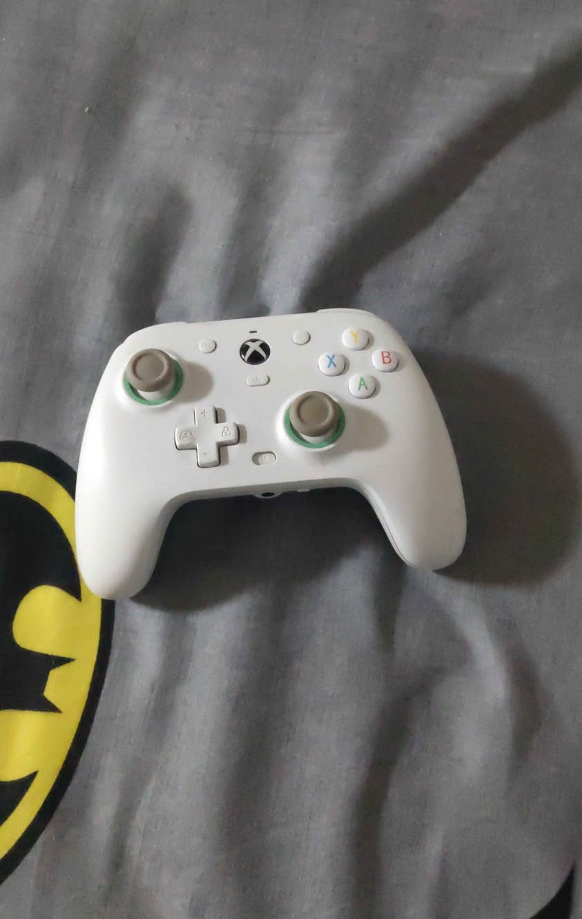 نەکراوەتەوە و زۆر پاکە 1 تێرا بایتە + دەسکی gamesir کە 2 دوگمەی دواوەی هەیە.
160 هەزار سلێمانی السليمانية, العراق


**إذا كنت صاحب هذا الإعلان وتريد حذفه لأي سبب، رجاءا أرسل رسالة إلى الدعم الفني**