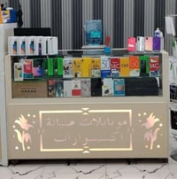 ميز عرض موبايلات • مساحة صيانه • رفوف كبار