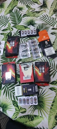 مجموعة • إلكترونيات • للبيع