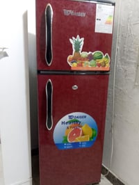 ثلاجة • للبيع