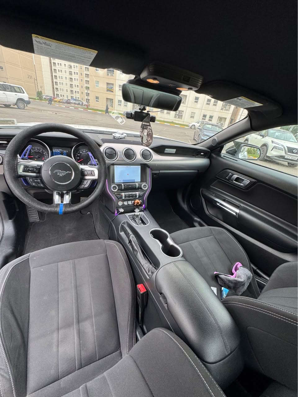 السلام عليكم
🔔 ملاحظة: السيارة بيع أو مراوس

🚗 للبيع فورد موستنك GT
📅 موديل: 2022
📍 رقم بغداد – باسمـي – تحويل مباشر

🔹 الترايك: جميل 
🔹 الحالة: سيارة شركة، ما بيها برغي نقص
🔹 المشي: 20 ألف

⚙️ المواصفات:
 • رادار أمامي
 • رادار جانبي
 • تحديد مسار
 • حساسات خلفية
 • شاشة كبيرة
 • كشنات مخمل
 • كشنات كهرباء
 • كشنات تدفئة وتبريد
 • باقي مواصفات الـ GT كاملة

🔧 الإضافات:
 • تخم ويل CS أصلي جديد
 • تفريغ + داون بايب + H بايب (يم علي الوادي)
 • كزوز MPRP كامل قفايص
 • صوت رعب 🔥
 • برمجة أمريكية – السيارة قوية جدًا

📌 الضرر:
 •
 • قطعتين تبديل نفس اللون
 • بنيد صبغ

🛠 المكينة، الكير، والحدادية بشرط

📍 مكان السيارة: بغداد 
💰 السعر:215 ورقة (قابل للمراوس)

📞 رقم الهاتف / واتس *********** بغداد, العراق
