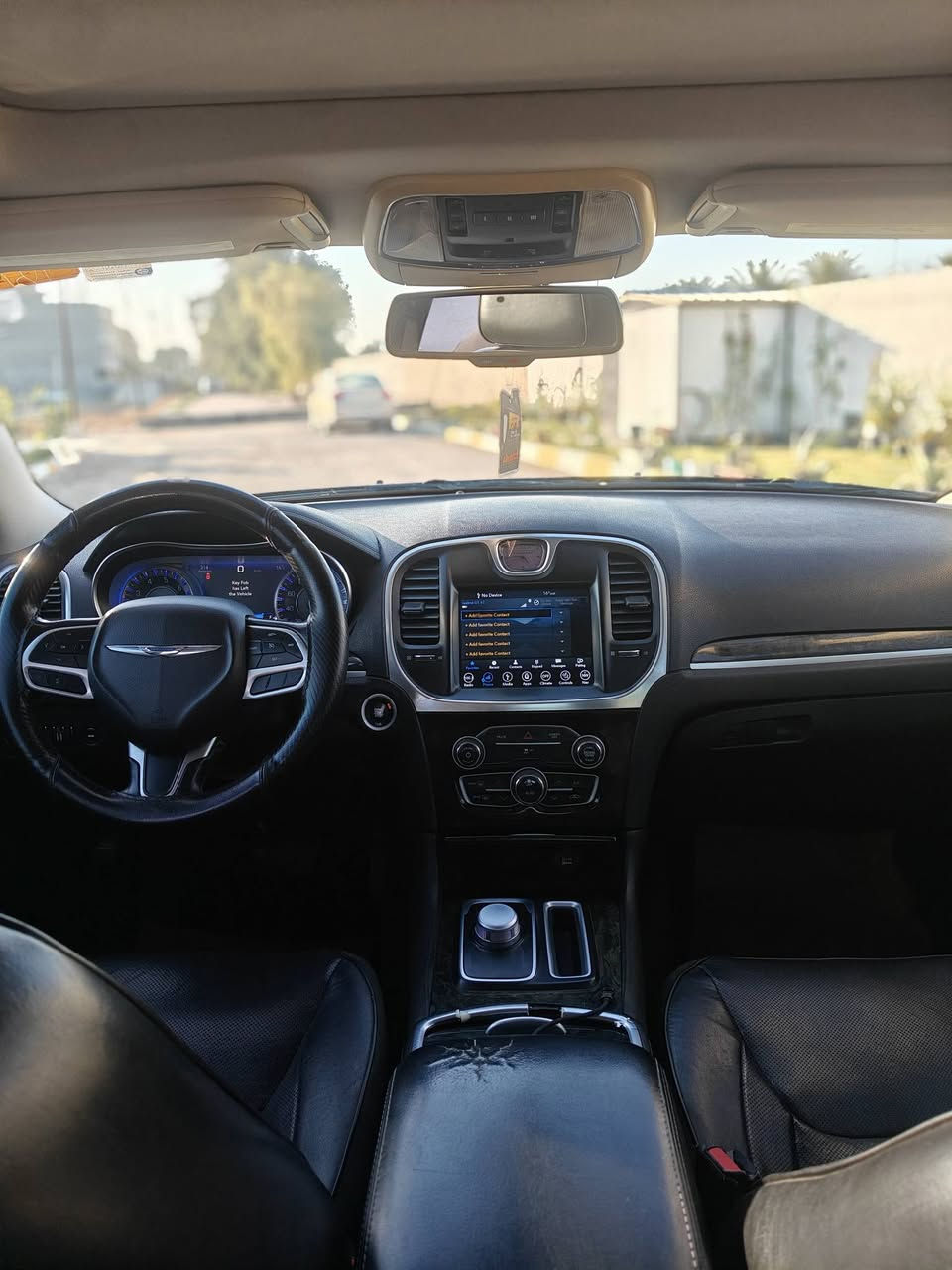 السلام عليكم
للبيع كرايسلر C300 اوباما  2018    / رقم بغداد باسمي هزه جديده 

ماشية 130 mi

V6/3600

تو ويل

حادثهه فقط صور مرفوقه بدون ايرباك  

بالعراق هنا صار بيه هلال جاملغ بارد

.

السياره جاهزه من كل نقص 

حداديه تخم تاير تدفئه تبريد كله جاهز

المواصفات/

كير ماوس 8 نمر

بانوراما قطعتين

تشغيل عن بعد

كشنات تدفئه تبريد

كشنات كهرباء جلد

لايت زينون عدسه ليزريه

شاشه كبيره تدعم كاربلي

بصمه تشغيل وأبواب

خزن ميموري

كامرا خلفيه

ستيرن كهرباء

تبريد قطعتين

تحكم ستيرن جهتين مع مثبت سرعه

باقي المواصفات معروفه

السياره جاهزه 

سعر /   200$ 

مكاني بغداد / البياع 

***********
