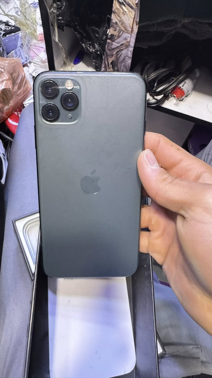 سلام عليكم ايفون ١١برو ماكس ذكرته 256جهاز ممفتوح مكان ديالئ بعقوبه ***********
