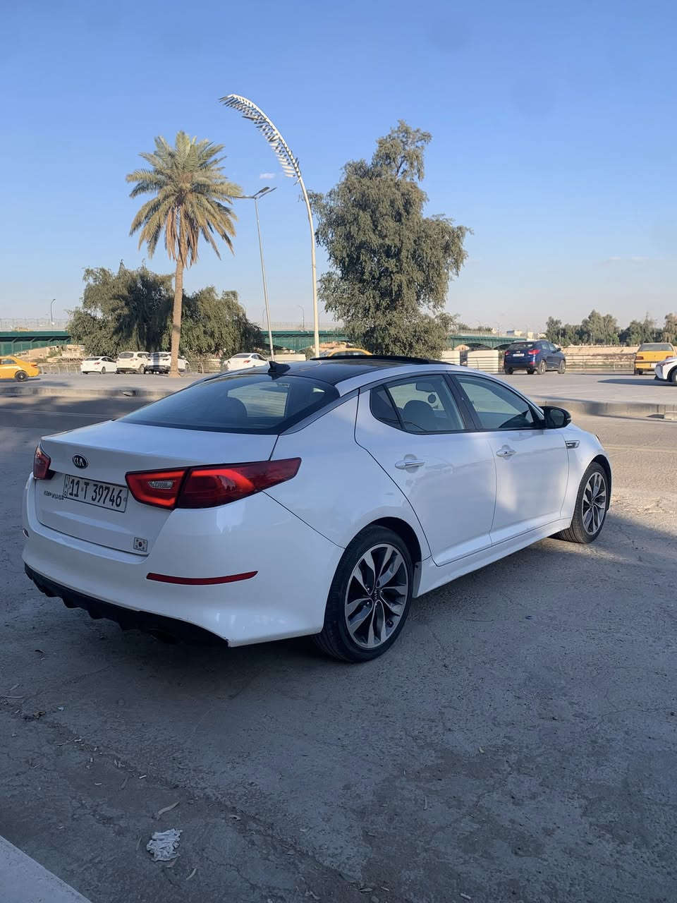 السلام عليكم للمراوس ………………………. اوبتما 2015 SX فول الفول وارد امريكي حادث جنطه
كير ومكينه كفالة  + تبريد صدر + تخم تايرات كلهن بلنايلون المواصفات ..

1.بصمه تشغيل + ابواب 

2.بانوراما 3 طكات 

3.كشنات كهرباء + جلد 

4.كشنات تدفئه وتبريد امامي خلفي 

5.تبريد بيانو + اشاير مري + مري شفط 

6.تحكمات ستيرن 4 جهات 

7.شاشه اكبر حجم + كار بلاي 

8.ستيرن D سبورت 

9.انضمه قياده 3 + كامره 360 دواره 

10.حساسات خلفيه + رادرات جوانب 

وبعد بيها مواصفات مكينه 2000 تيربو شرط صاروخ باسمي السياره سنويه وهزه ورقم كلشي جديد وكلشي بلسياره علفحص مناقصها برغي ولا كلوب مشتغل بدشبول السياره  ماشيه 94
متواجد خاص واتساب 
***********
