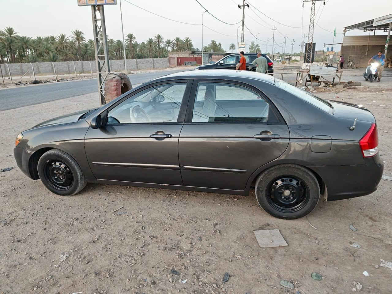 سبكتره موديل 2006
محرك مشدود جديد كصه 
تاير الأمامي جديد 
الخلفي صاله ٤ اشهر 
صدر خير من،الله 
تبريد تدفئة جديد صار ٥ إيام من كملته 
سياره مصبوغه عام جماله وبيه جاملغ مصلح ع البارد 
رقم كربلاء 
سعر 75 
***********
