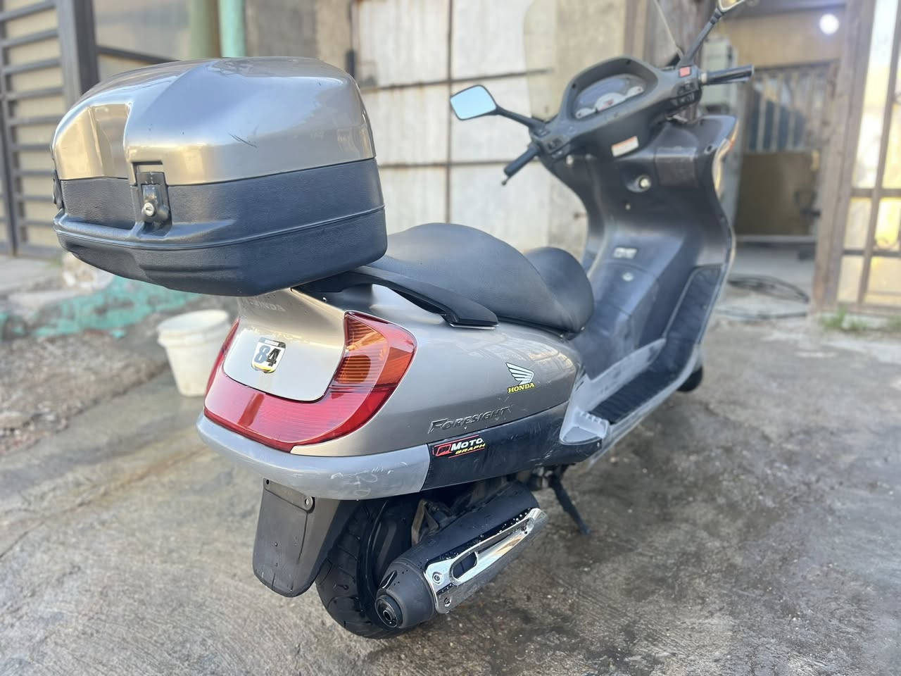 سلام عليكم دراجه فورسايت جديده كل نقص مابيها من كهربائيات من مكينه مكاني بغداد الدوره سيديه..السعر 900الف

‭0783 855 3814‬
