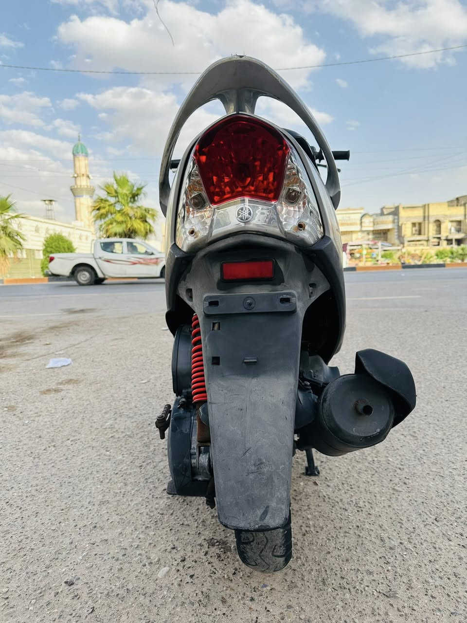 سلام عليكم....
دراجة ماكس عدلة  🏍️ للبيع
دراجة شلعه معدل كهربائيات كلهه شغاله 
دراجة جديده بلاديه 
أي نقص مابيهة
جيب فيتر وتعال افحص
العنوان بغداد حي اور فلكة صباح الخياط  الاستفسار الاتصال على الرقم ***********
