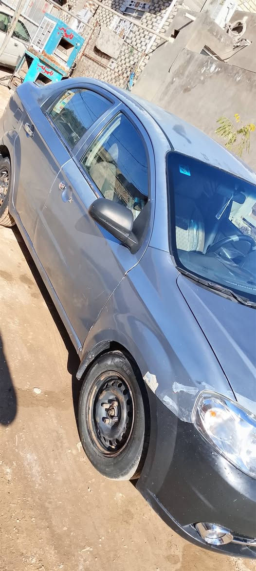 سلام عليكم افيو 2007خليجي مصبوغه حزام كير ومحرك خير من الله حداديه 60%كهربائيات كلهه شغاله تبريد تدفئه كله شغال 48وبيهه مجال قليل مكاني نجف ***********
