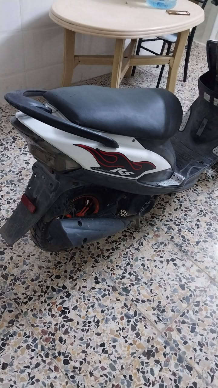 ماكس عدله للبيع نضيفه مامفتوحه بلاديه كلهه. المكان بغداد شهداء الثالثه مال عبيدي اب ٥٥٠ سعر 
***********
