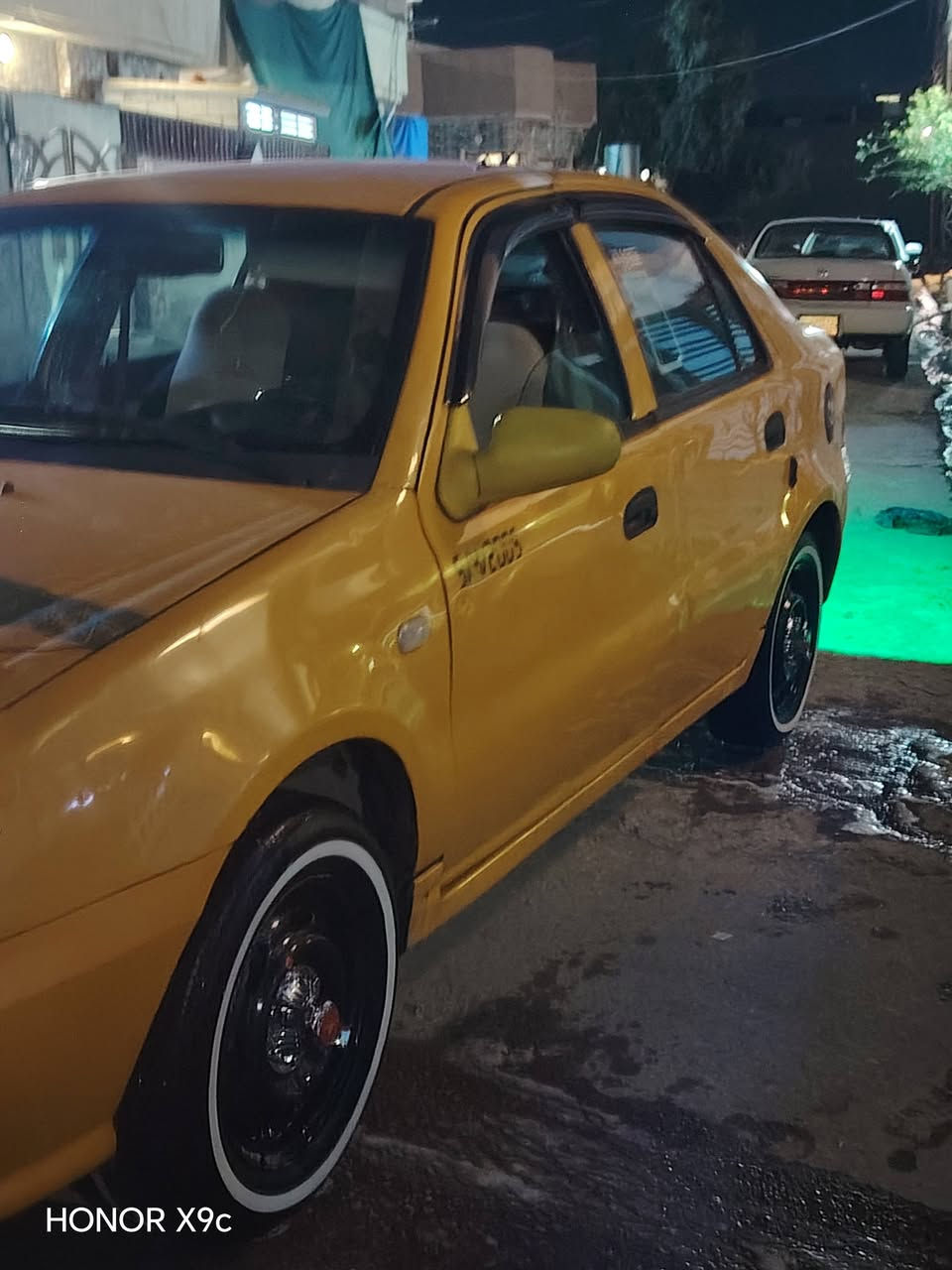 السلام عليكم سيكي موديل 2012 محدث بجم 2013 بلاضررر وبلاصبغ وبلا معجون شرط وكير ومكينه مال كصه اني شرعيها ***********
