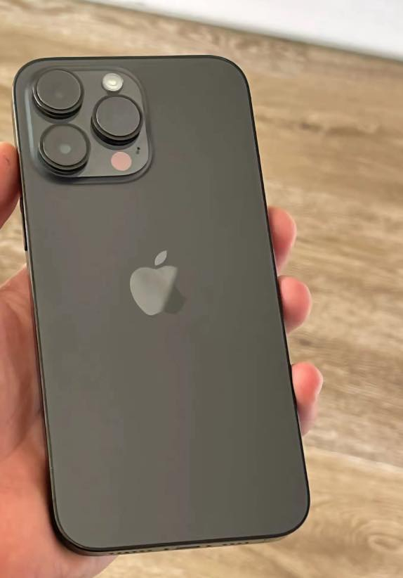 ايفون 14  برو ماكس  مستعمل استعمال طالبه سعر600 بطاريه٨٩ استفسار ‭٠٧٧٨ ٠٥٤ ٧٨٩٧‬
