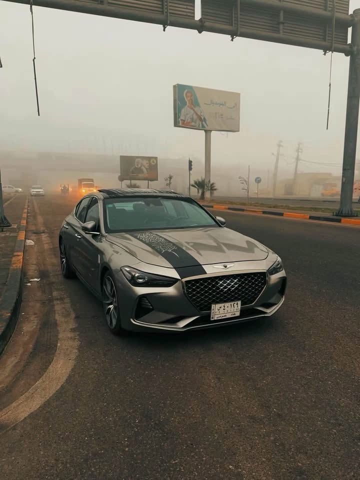 بيع او مراوس حسب القناعة

جينيسسز G70 2020

مواصفات جينيسس G70 موديل 2020 - محرك 2.0 تيربو (الفئة

سبورت برستيج

Genesis G70 2020 :الموديل •

• المحرك: 2.0 لتر تيربو (4 سلندر)

• القوة: 252 حصان

• العزم: 353 نيوتن.م

• ناقل الحركة: أوتوماتيك 8 سرعات

• نظام الدفع: تو ويل

Eco / Comfort / Sport / Smart :أوضاع القيادة •

• مثبت سرعة

• حساسات أمامية وخلفية

• كاميرا خلفية

• بصمة

Android Auto و Apple CarPlay إنش تدعم 8 شاشة وسطية •

• بلوتوث وUSB

• مقاعد جلد مع تحكم كهربائي للمقاعد الأمامية

• تدفئة للمقاعد الأمامية

• تحكم أوتوماتيكي بالمكيف (ثنائي المناطق)

Auto Hold مع (EPB) فرامل إلكترونية •

• نظام 



ماشيه ١٤٠،٠٠٠ كيلو 

حادثها جاملغ وبنيد من امريكا 

بالعراق صار بيها صبغ بلبيبان ولجاملغ لخلفي 

رقم بغداد.  تحويل 

158$ وبيها مجال

***********

— في ‏‏البصرة‏‏.