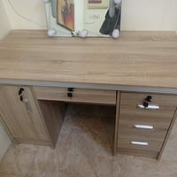 ميز مكتب بيجي قياس  ١٢٠  نضيف  مكاني بغداد الاسكان  07885847574