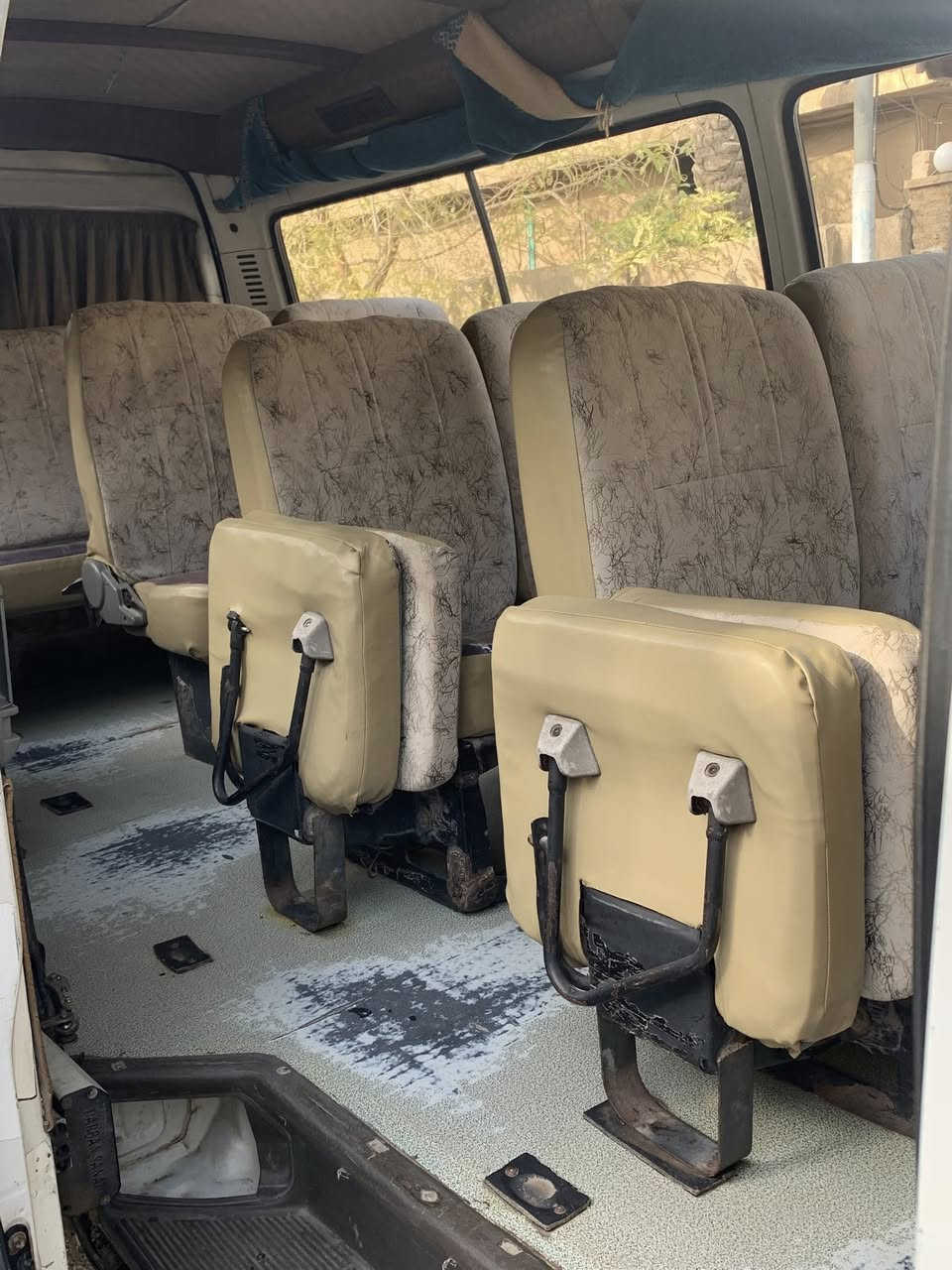 السلام عليكم فوتون 2014 للبيع كفالة عامة مكينة كير اكسل 
مكفولات دوشمة تخم تاير صدر جديد باب كهربائي سيارة  احلة منً الصور 
مكاني /بغداد الحرية 
***********
