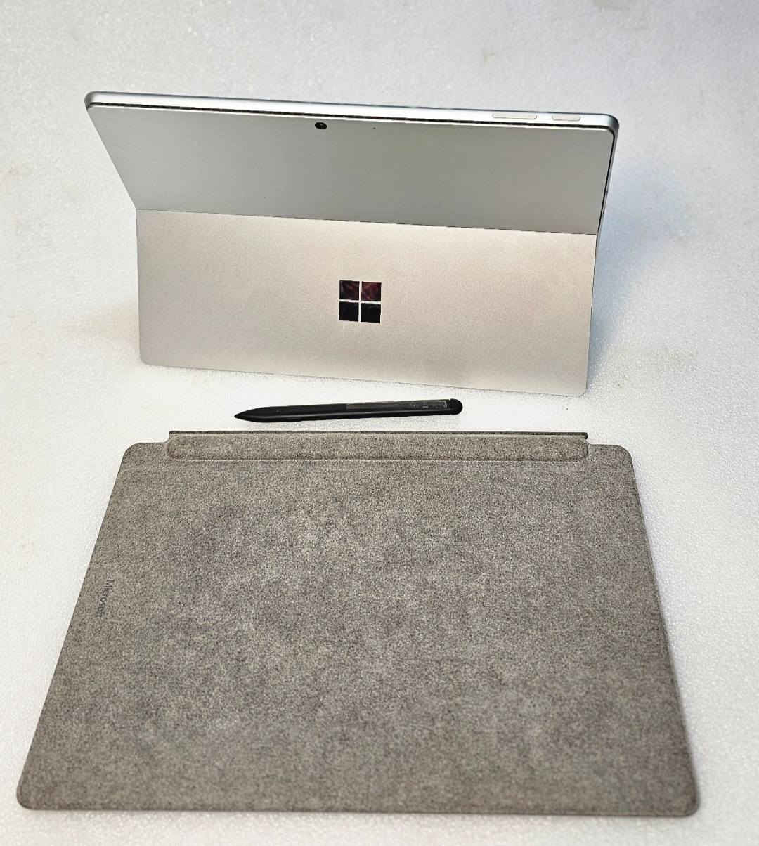 عشاق السـيرفس Surface pro 11 💎💎💎
افضل وانسب الاسعار😎💰. 
مواصفات ممتازه .: 
🤝🏻snapdragon 
🔥(Ram) 16 سلاسه تامة في تعدد المهام
💎(SSD) 256سريع جدا 
ركزلي 🔥👌🏻: والاهم عدد دورات الشحن 39 فقططط 🔴
يعني اخو الجديد اشتري وانت مطمئن من بطاريته 🙂‍↕️🔥. 
× ضمان 10 ايام 
يعني الضمان عندنا فول اخذ وانت مرتاح👍🏻🙂‍↕️
× توصيل لجميع المحافظات العراق  ومجاااااني
تواصل خاص او على الرقم ***********
