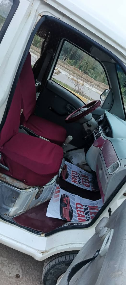 السلام عليكم .. هيفا مال جناي
منفيس اوراق كامله اصوليه 
البارحه جفتتها 200 الف 
صدر مبدل جديد 
باتري جديد +مسجل وسمعات جدد
جوز تواير جديد
كير محرك شرط 
معمره تعمير شي بلادي
سياره جاهزه
سعر (20) ورقه وبيه مجال 
رقمي ***********
