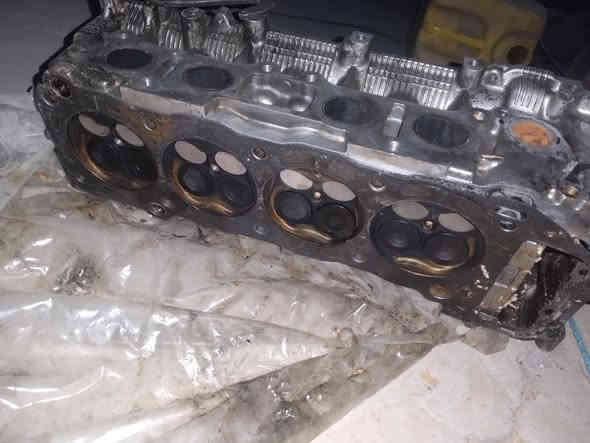 السلام عليكم كور اجتو للبيع سعر250 عنوان بغداد كور جديد بس المكان اليكعد بي الزنجيل طاكه رقم ***********
