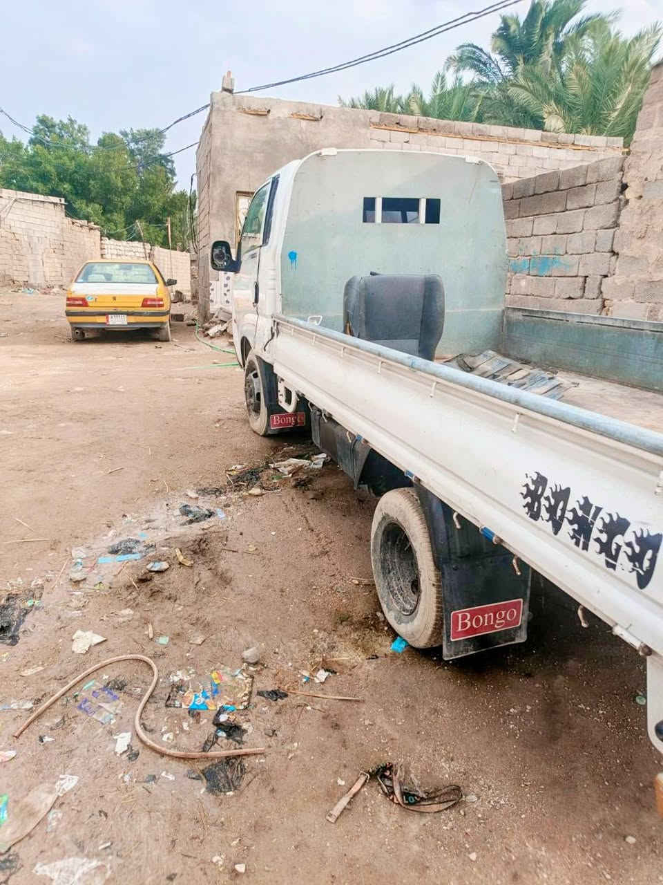 سلام وعليكم كيه فحل مسكر مديل 2015 مكفوله من الضربه وصبق فقط بارد قدر جف او أقل يعني البدي مكفول الباب بي ضربه بصيطه ترجع بارد الكير مكفول  المكينه قير مكفوله تشتقل وتطفه  يعني ماتمشي  ابيع علا حطته 90 فقط بيع مستعجل السنويه ضيعه ورفعين بيه بلاق ومشين بلجرات المرور وكاله عامه بسمي وراعيهه صديقي رقمه نجف مشروع وطني مكان سياره بلبصره رقم هاتف *********** سياره جان بيه نيكل علا البيبان وشنا مثل ما واضح بصوره يعني بوليش ترجع بلكرتون  رقم شاصي وضح جدن سياره ما مشيه هواي
