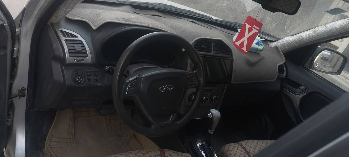 شيري تيكو 2014 بدون حادث بدون ضربه سنويه 2030 كفاله عامه كير محرك كهربائيات تبريد حداده كله فول. سنتر لوك. شاشه وكامره بگ  سعر 70 وبيهه مجال مكانههه بصره شط العرب. *********** البصرة, العراق
