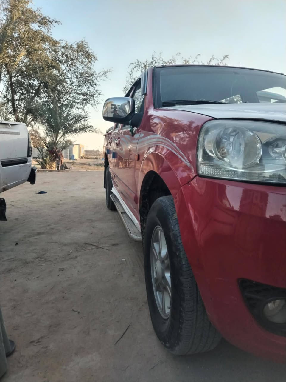 سلام عليكم كريت ويل ٢٠١٣ بسمي الرقم قادسيه  لمكان ديوانيه غماس سعر ٧٠ بيه مجال بسيط السياره تخم تاير جديد حداديه جديده السياره مكفوله كفاله عامه على وضع الشركه مكينه كفاله وكير الاتصال ***********
